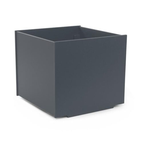 SQUARE 22 GALLON OUTDOOR PLANTER