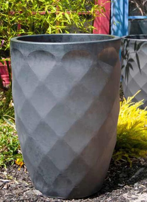 DIAMOND PLANTERS