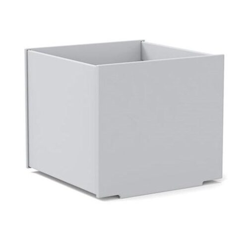 SQUARE 22 GALLON OUTDOOR PLANTER