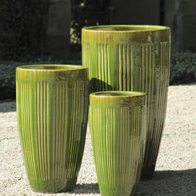 MONTANE HIGHLAND MOSS TALL PLANTER