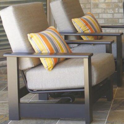 LEEWARD COLLECTION HIDDEN MOTION ARM CHAIR