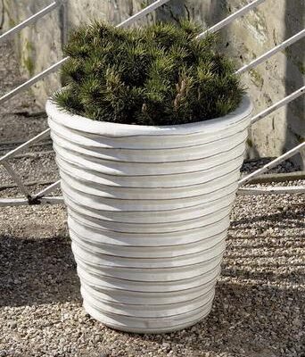 WHITE ROUND RUFFLE PLANTER