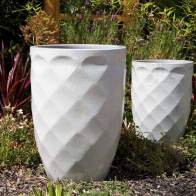 DIAMOND PLANTERS