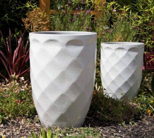 DIAMOND PLANTERS