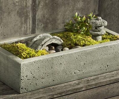 VELA CAST STONE PLANTER