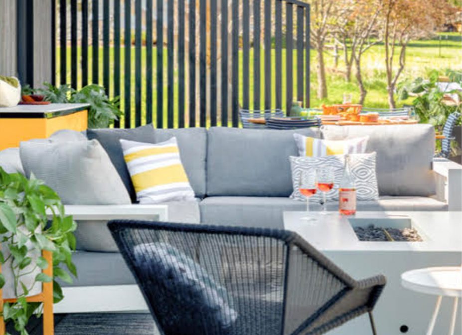 Showroom | Modern Outdoor Furniture